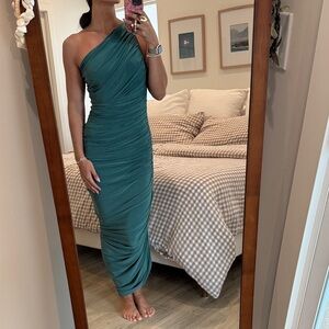 Norma Kamali Diana Dress